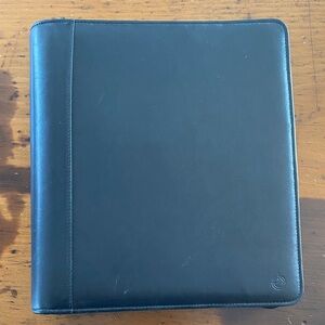 Franklin Covey Monarch 2” 7 ring black full grain leather zip around Planner